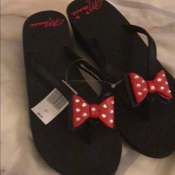 minnie mouse flip flops for adults